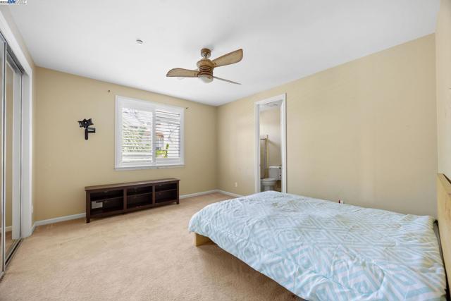 2132 Gold Poppy St, Brentwood CA: https://media.crmls.org/mediaz/acf79a48-6587-481a-af56-e3cee2b90778.jpg