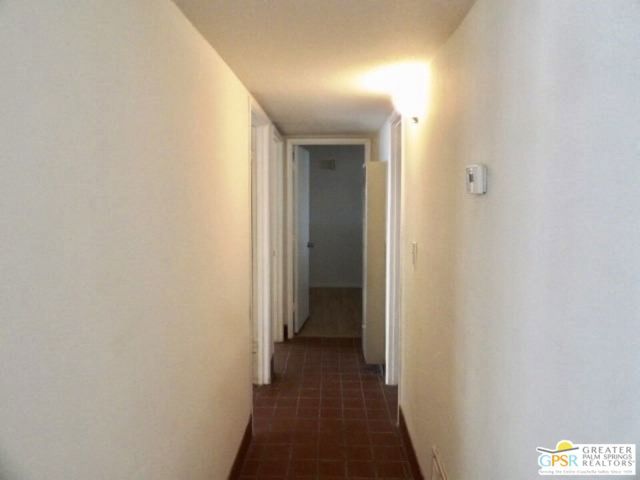 15875 N Crystal Springs Drive, Palm Springs CA: https://media.crmls.org/mediaz/acf7af2c-ee3d-42e5-955a-edbd3ad64342.jpg