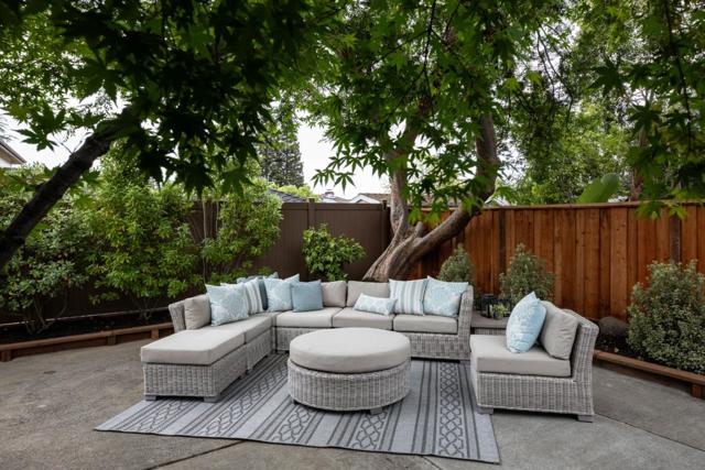 708 Neal Avenue, San Carlos CA: https://media.crmls.org/mediaz/acf80f68-30e1-4e90-9812-1ba064e12597.jpg