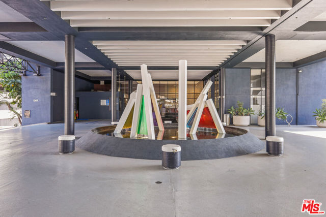 880 W 1st Street, Los Angeles CA: https://media.crmls.org/mediaz/acf90ee9-da39-440b-80f8-480a255660c2.jpg
