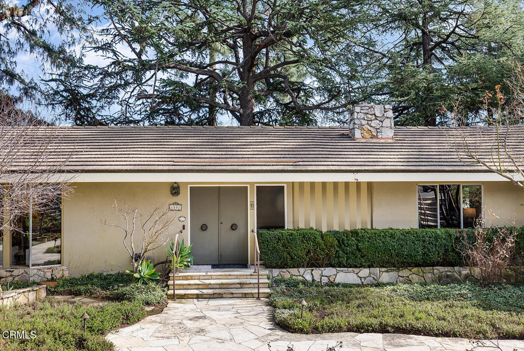 1502 Alta Park LaneLa Canada Flintridge img 1
