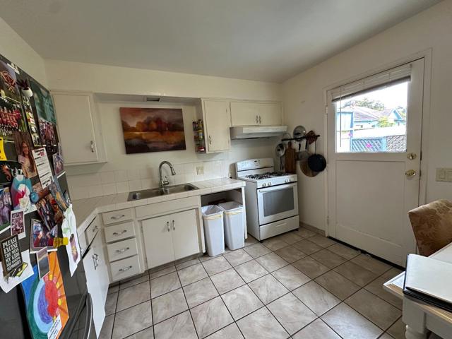 609 Congress Avenue, Pacific Grove CA: https://media.crmls.org/mediaz/acfa6330-6eb6-486a-8c1a-1b8099a93ff6.jpg