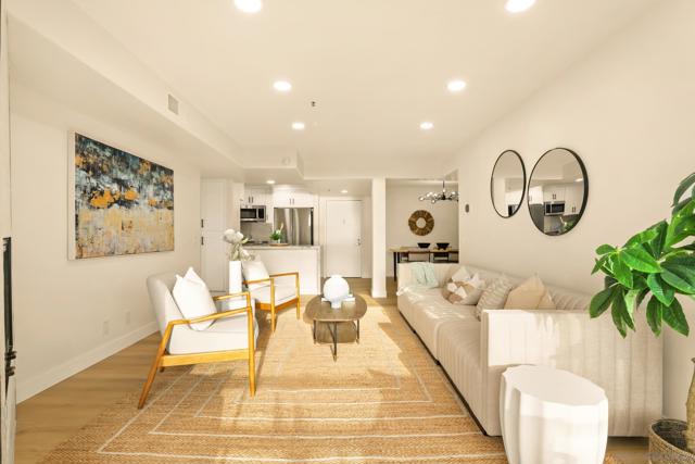 Image 17 of 25 For 5726 La Jolla Blv  206
