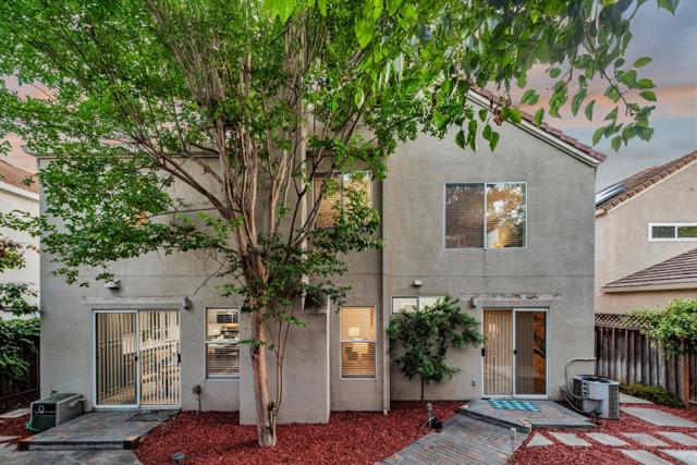 1684 Tupolo Drive, San Jose CA: https://media.crmls.org/mediaz/acfbbb15-9940-4d09-a9bb-4127225aaf77.jpg