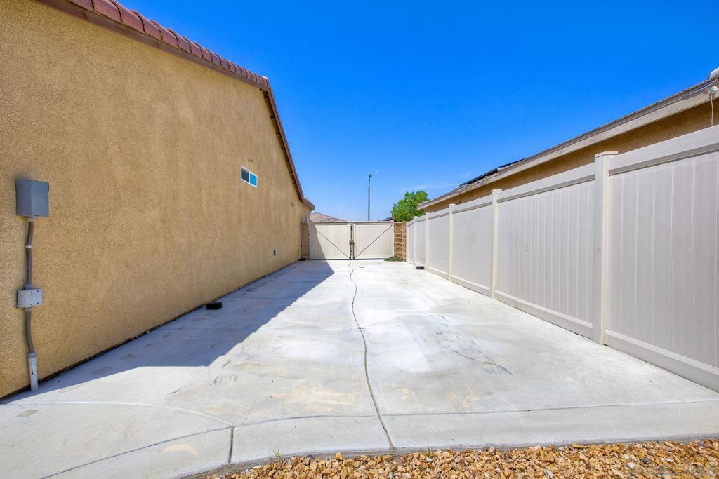 MLS #250027191SD image #12