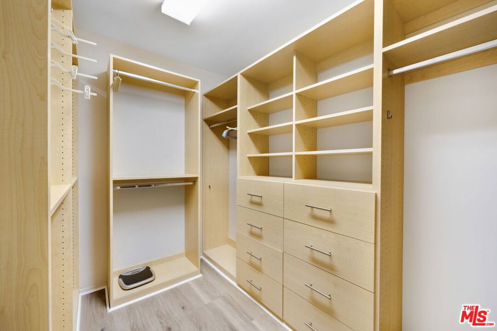 MLS #25603571 image #24