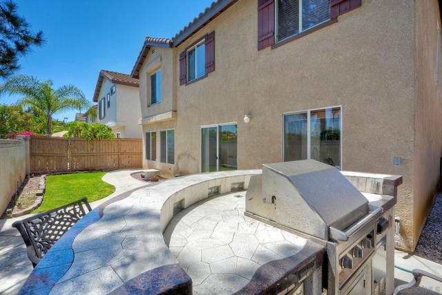 4811 Ventana Way, Oceanside CA: https://media.crmls.org/mediaz/acfc8bfd-09a8-4af7-96e4-1a583b60c9fd.jpg