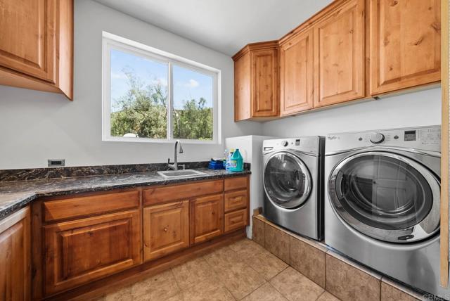 Detail Gallery Image 18 of 49 For 20202 Deerhorn Valley Rd, Jamul,  CA 91935 - 4 Beds | 4 Baths