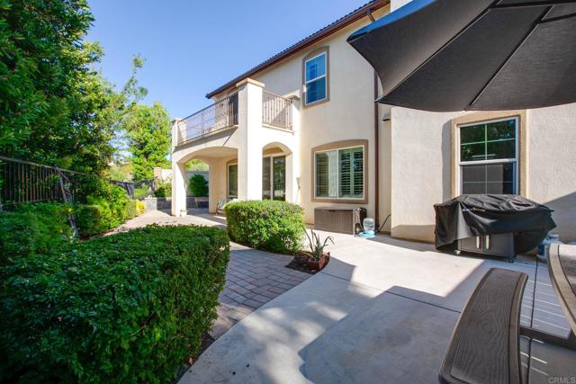 360 Calle Vela, San Marcos CA: https://media.crmls.org/mediaz/acfe4148-4b4b-4a70-97da-3b7dc7116f63.jpg