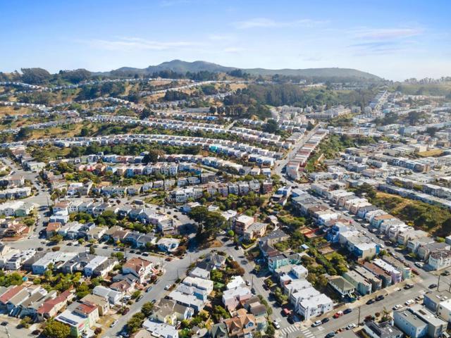 260 Curtis Street, San Francisco CA: https://media.crmls.org/mediaz/acffd12a-1e65-47a6-852b-d242b80fe187.jpg
