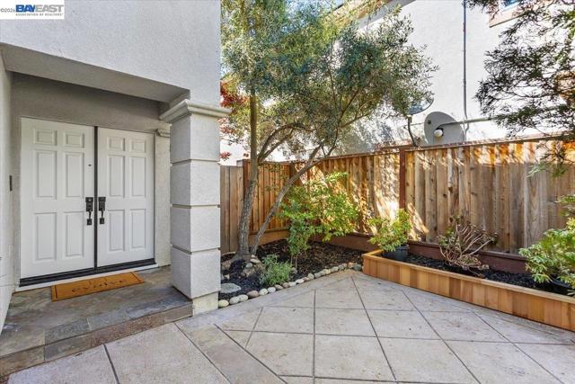 Image 3 of 60 For 7900 Pineville Cir