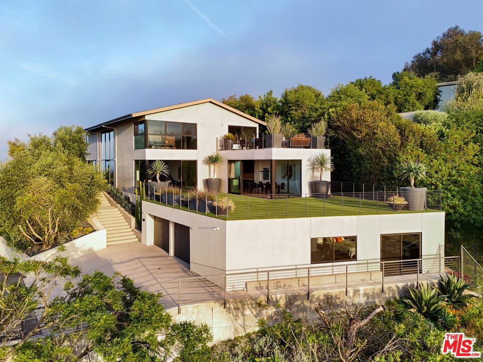 3337 Beverly Ranch Road