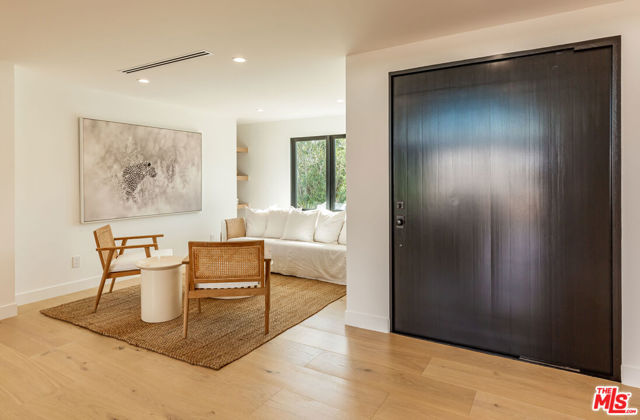 5259 Lewis Road, Agoura Hills CA: https://media.crmls.org/mediaz/ad00d0e7-558f-40dc-94d8-080b89b5639f.jpg