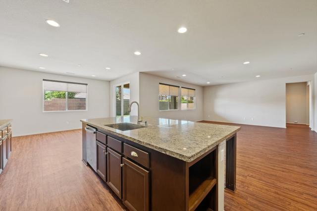 Image 10 of 29 For 82655 Concord Drive