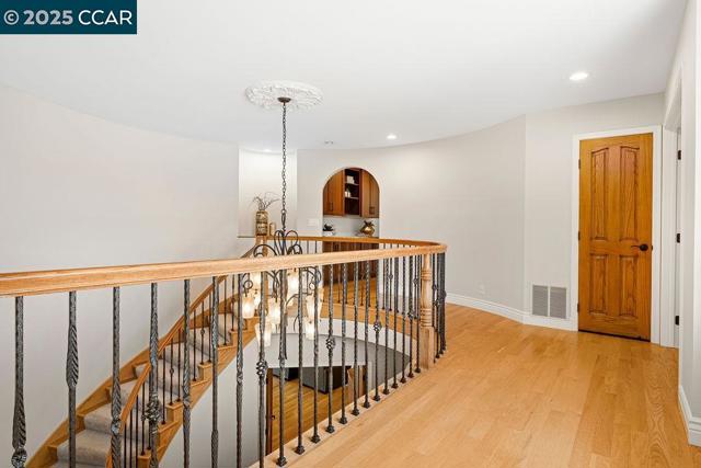260 Edinburgh Cir, Danville CA: https://media.crmls.org/mediaz/ad017866-b1a8-4635-8372-66c21df3a170.jpg