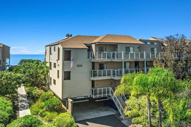 Image 28 of 41 For 205 S Helix Ave #65 65