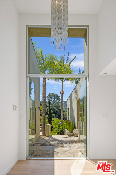 Image 3 for 2731 Hutton Dr, Beverly Hills, CA 90210