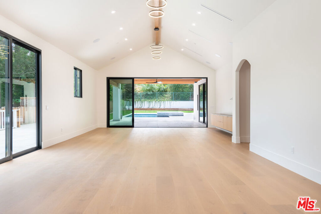 MLS #26862219 image #11