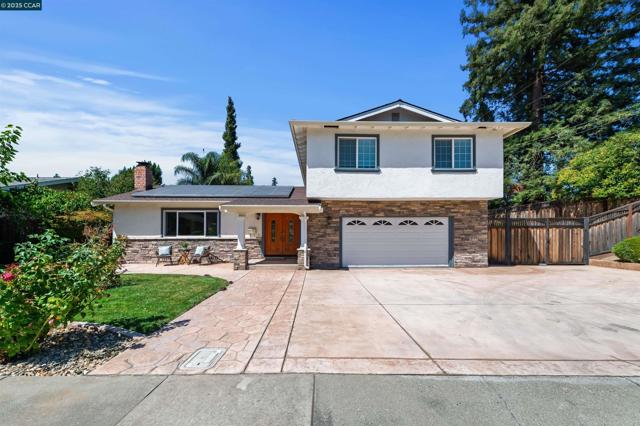 2172 La Salle Dr, Walnut Creek CA: https://media.crmls.org/mediaz/ad01fd51-294b-400a-a20b-cdd416c1a003.jpg