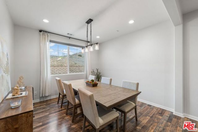 2906 Crocus Place, Palmdale CA: https://media.crmls.org/mediaz/ad0235fe-cfef-4818-8d62-ae14a8ff3da7.jpg