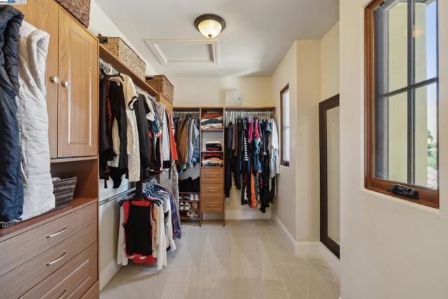 6340 Inspiration Ter, Pleasanton CA: https://media.crmls.org/mediaz/ad024e3d-455c-43dc-84c3-bd0154ad8772.jpg