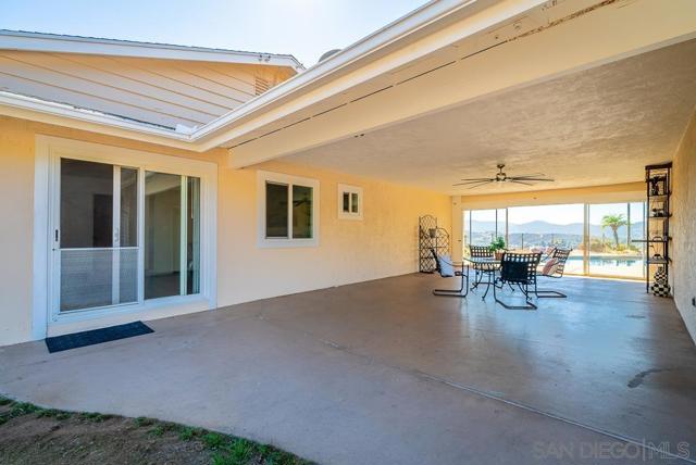 6825 Kellyn Lane, Vista, California 92084, ,Multi-Family,For Sale,Kellyn Lane,240027066SD