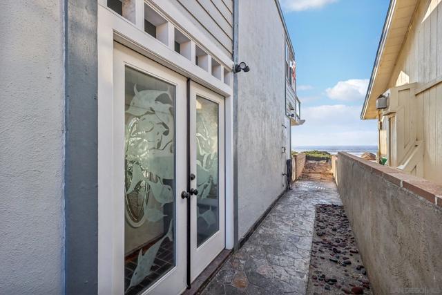 1352 Seacoast Drive, Imperial Beach, California 91932, 2 Bedrooms Bedrooms, ,2 BathroomsBathrooms,Condominium,For Sale,Seacoast Drive,250019749SD