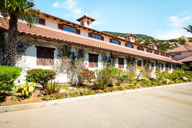 Detail Gallery Image 64 of 75 For 2940 Kuehner Dr, Simi Valley,  CA 93063 - 57 Beds | 40 Baths