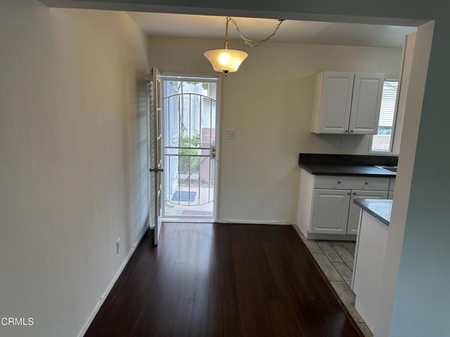 1148 Spazier Avenue, Glendale CA: https://media.crmls.org/mediaz/ad063ba8-c078-4105-9b7c-e19908f597f4.jpg