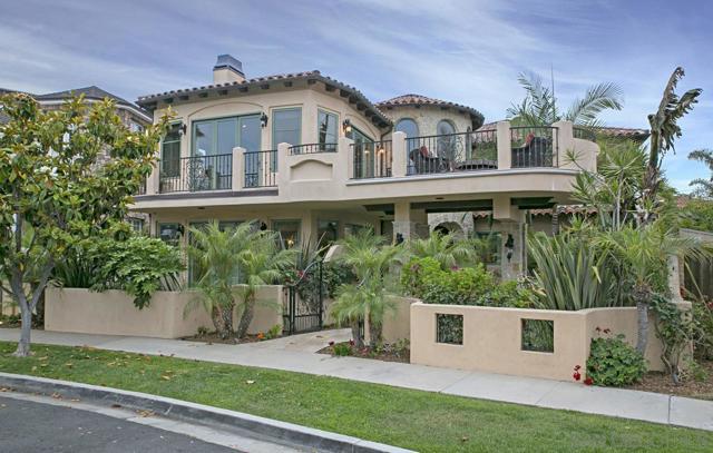 1150 Pine St, Coronado CA: https://media.crmls.org/mediaz/ad063c83-ce94-4366-b3d4-6f6b5715964a.jpg