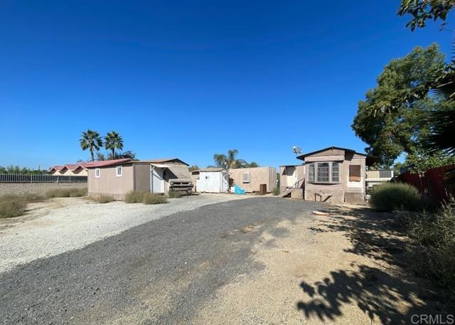 21626 Mary Street, Perris CA: https://media.crmls.org/mediaz/ad06d7fb-3491-4b3c-883e-1035105d3f5e.jpg