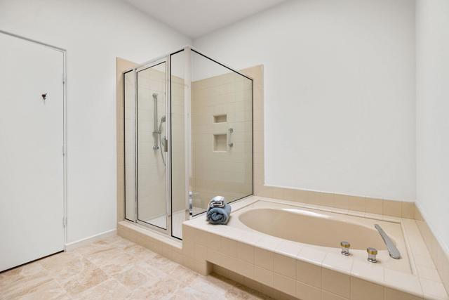 479 Desert Holly Drive, Palm Desert, CA 92211