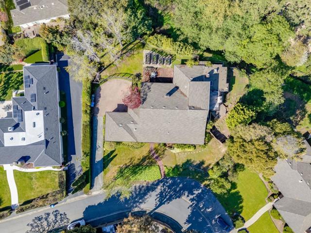 680 Fairway Circle, Hillsborough CA: https://media.crmls.org/mediaz/ad0821dc-cba3-4f75-8040-cb762ac6b071.jpg