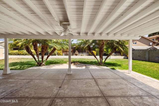 2707 Galindo Avenue, Simi Valley CA: https://media.crmls.org/mediaz/ad0835b2-090a-48eb-925a-4077debc5079.jpg