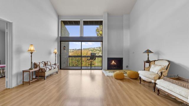 Detail Gallery Image 8 of 43 For 2508 Navarra Dr #424,  Carlsbad,  CA 92009 - 2 Beds | 2/1 Baths