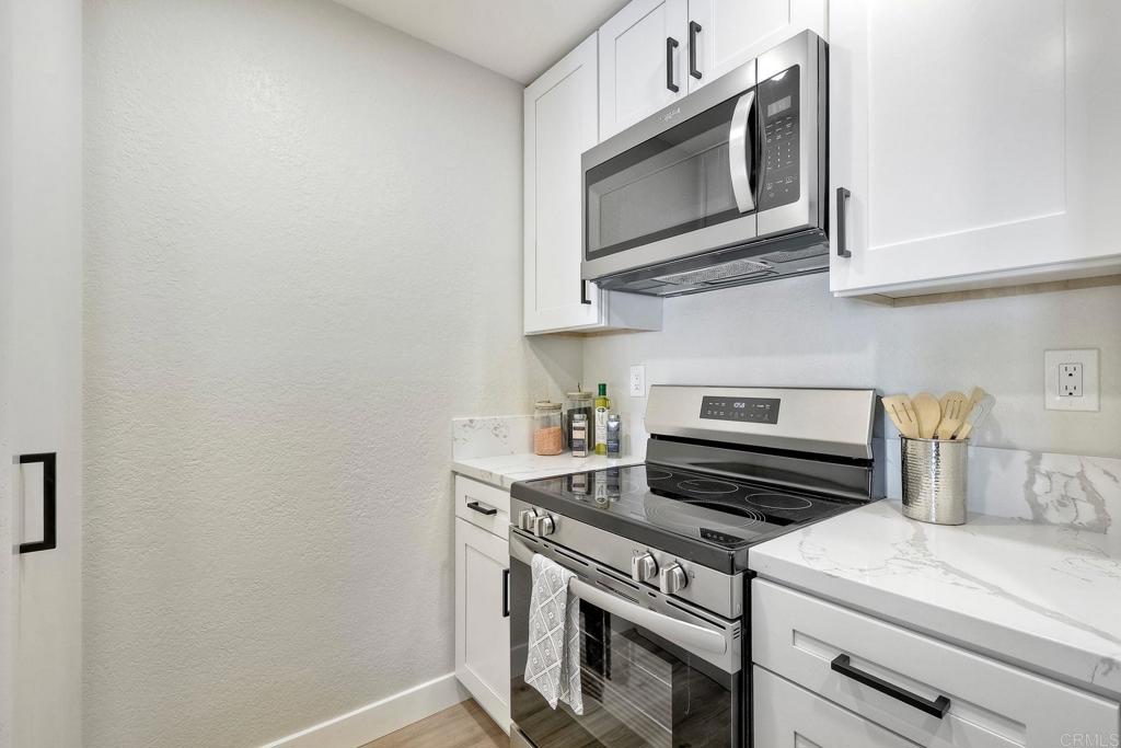 9209 Villiage - photo 13