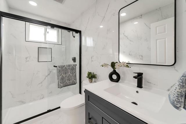 2542 Painted Rock Drive, Santa Clara CA: https://media.crmls.org/mediaz/ad0a4eb1-4345-48d9-9950-acbec320d1fc.jpg