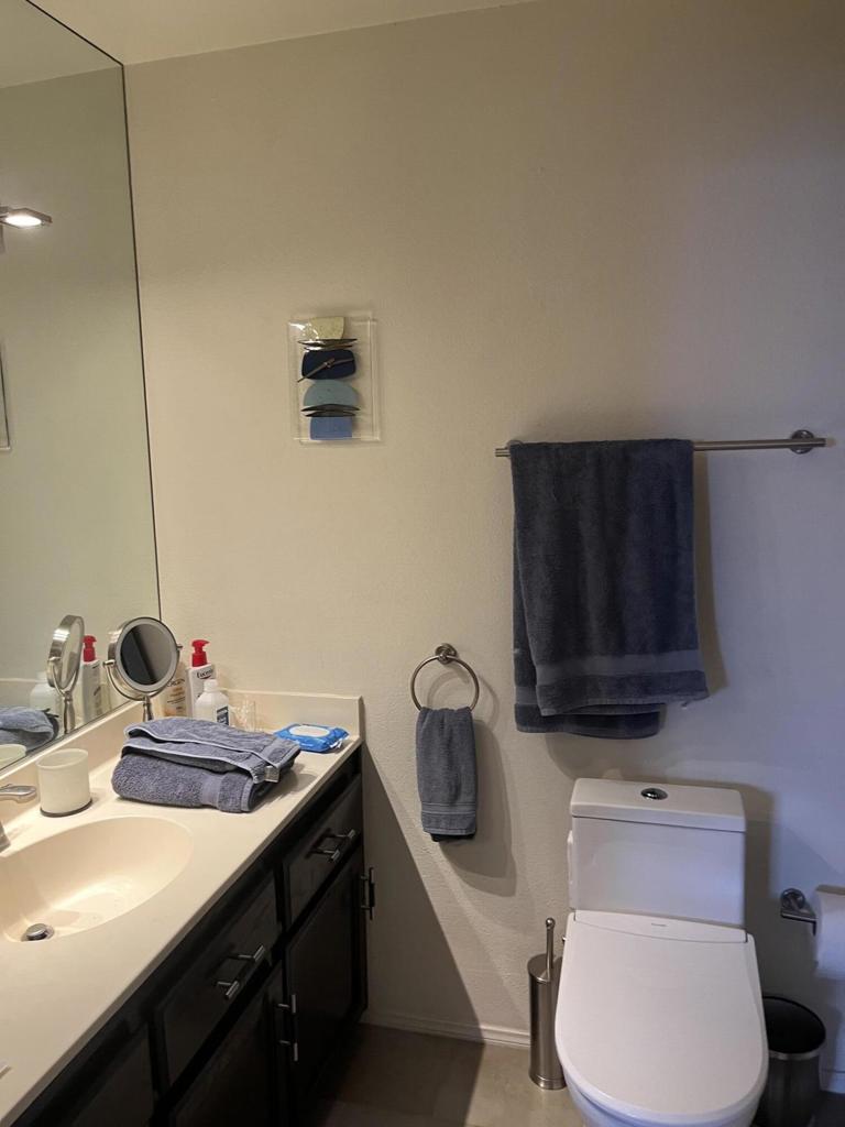 https://media.crmls.org/mediaz/ad0a9601-a551-4279-8b04-880eea244a27.jpg?preset=X-Large