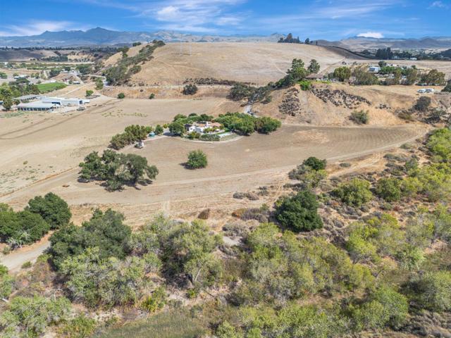 0 Southside Road, Hollister CA: https://media.crmls.org/mediaz/ad0b905f-9c62-443e-9d78-db348371310a.jpg
