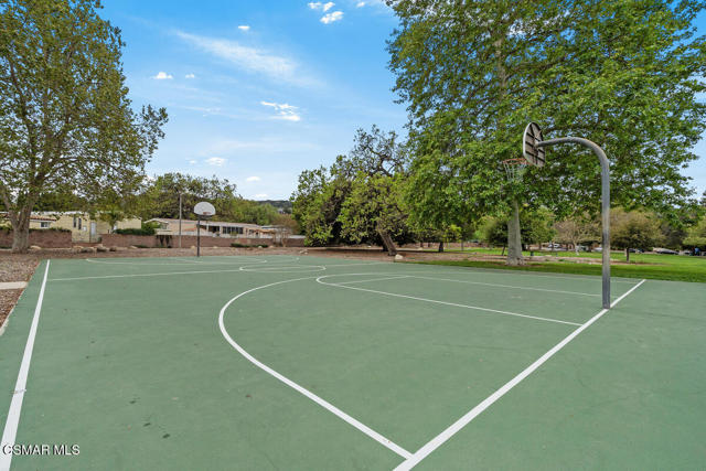 2414 Pleasant Way, Thousand Oaks CA: https://media.crmls.org/mediaz/ad0c9682-6aa2-4db7-b5f3-fb0b377380aa.jpg