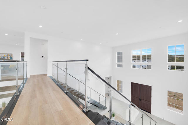 Detail Gallery Image 36 of 70 For 11944 N Red Hawk Ln, Porter Ranch,  CA 91326 - 5 Beds | 5 Baths