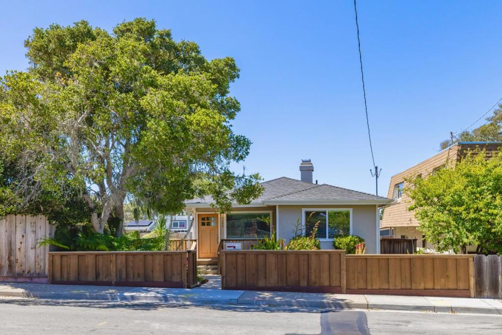 1394 David Avenue