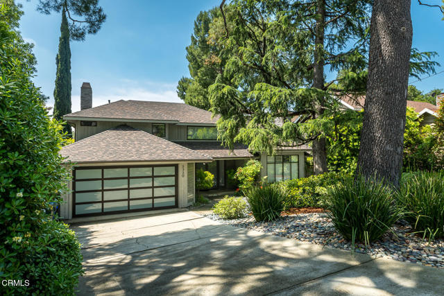 Detail Gallery Image 1 of 75 For 2320 Mountain Ave, La Crescenta,  CA 91214 - 4 Beds | 3/1 Baths