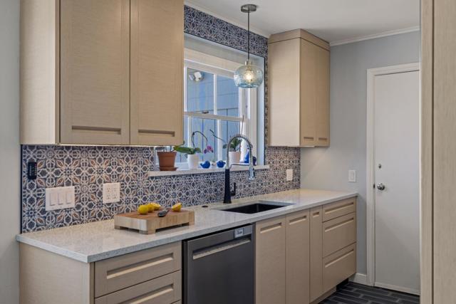 1022 Del Monte Boulevard, Pacific Grove CA: https://media.crmls.org/mediaz/ad0e7237-2c0f-4d17-8727-e6c0410a8199.jpg