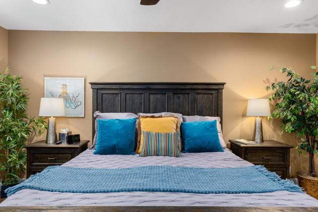 40 Joya Drive, Palm Desert CA: https://media.crmls.org/mediaz/ad0e9694-7112-498b-83b3-76dce8eb2ac3.jpg