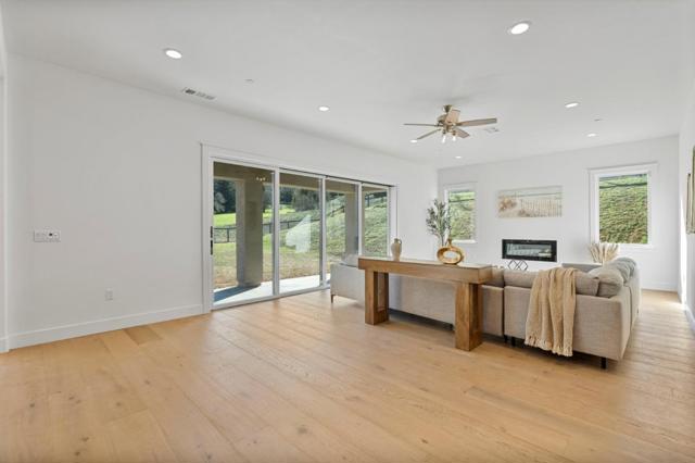 Image 6 of 65 For 8014 Kingbird Ct