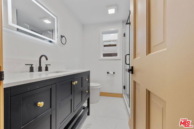 1722 E Turmont Street, Carson CA: https://media.crmls.org/mediaz/ad0eed15-ab4d-491a-a67d-424c22186ba0.jpg