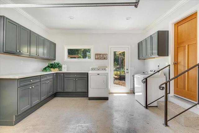 21400 Tierra Grande Court, San Jose CA: https://media.crmls.org/mediaz/ad0fc460-06ee-4996-8d43-b31632e07b4b.jpg