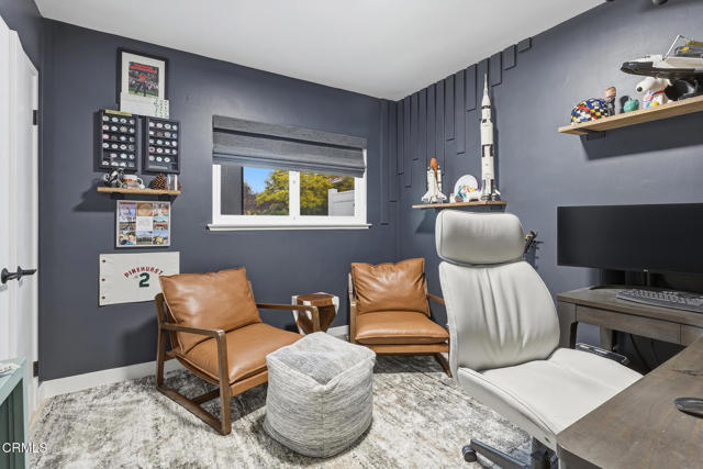 Detail Gallery Image 11 of 24 For 1594 Kirk Ave, Thousand Oaks,  CA 91360 - 4 Beds | 2 Baths