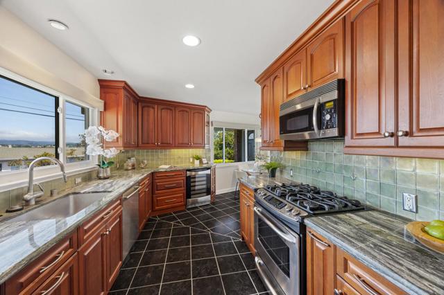 224 Lyndhurst Avenue, Belmont CA: https://media.crmls.org/mediaz/ad108fdb-2bf9-4283-8336-6b9e688c49c0.jpg